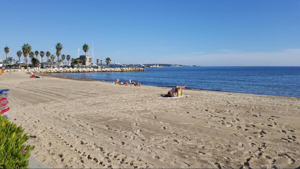 Spacieux Studio A Golfe Juan 2 Minutes Des Plages Vallauris Kültér fotó